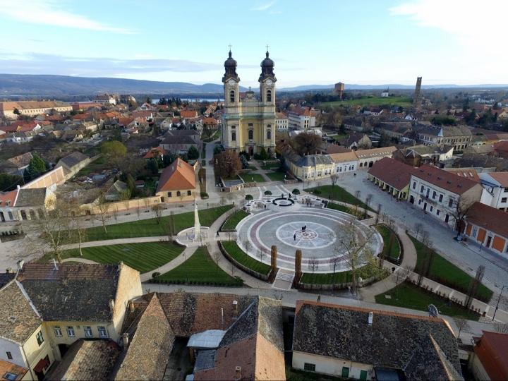 Tata vros Kossuth ternek rtkmegrz s funkcibvt rehabilitcija